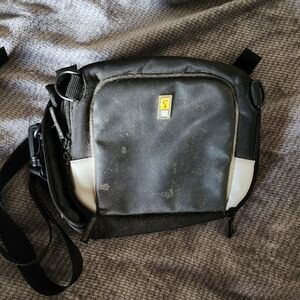 Case Logic PDVS-4 in-car portable DVD player case